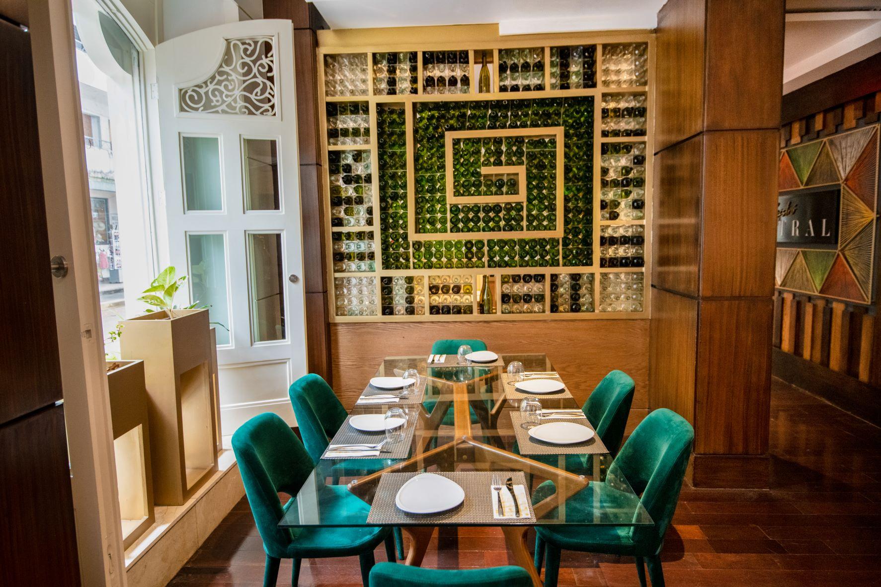 Central Hotel Panama Casco Viejo Εξωτερικό φωτογραφία Interior of the restaurant