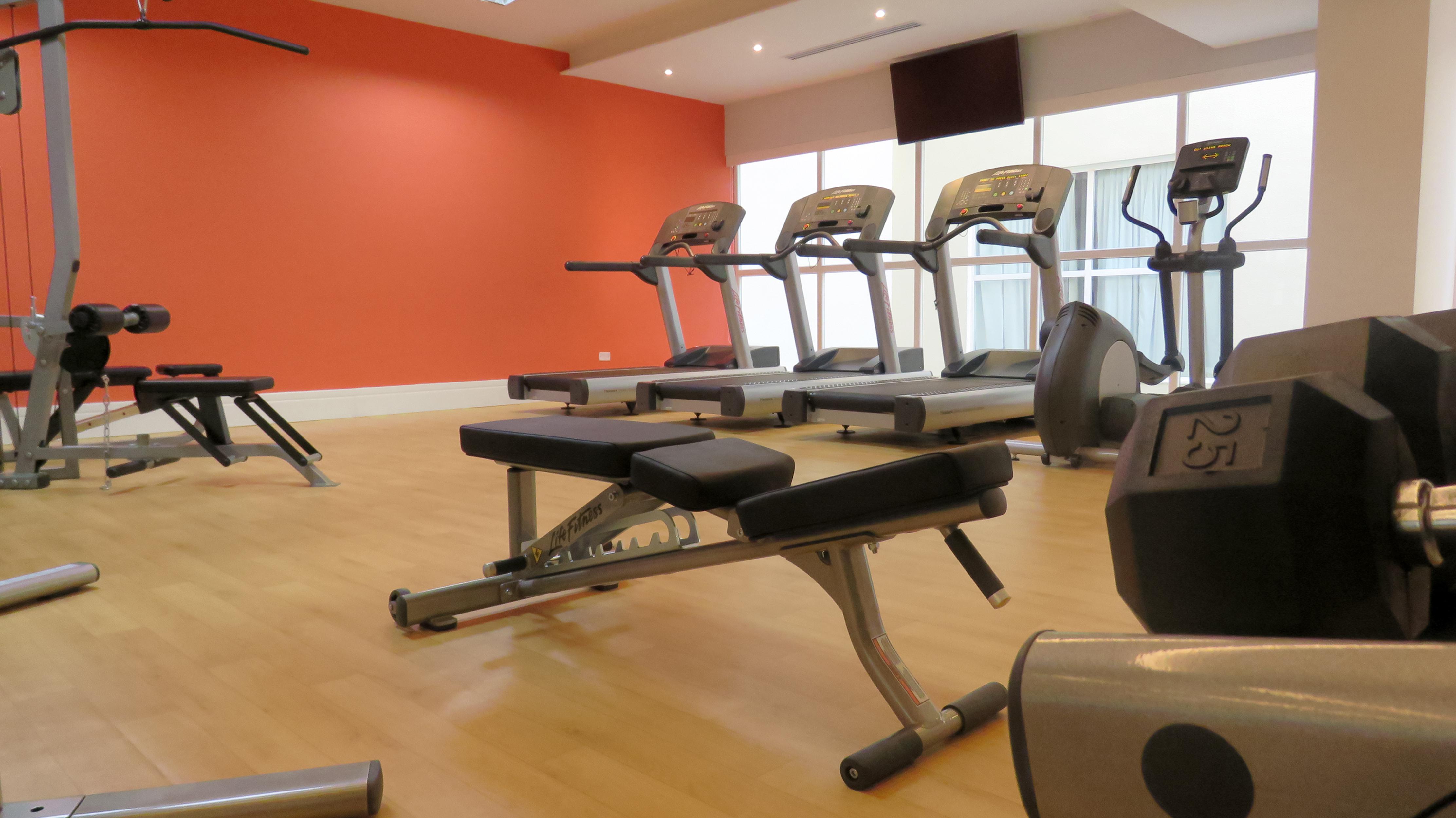 Central Hotel Panama Casco Viejo Εξωτερικό φωτογραφία A typical gym