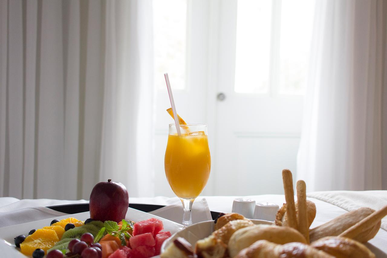 Central Hotel Panama Casco Viejo Εξωτερικό φωτογραφία A glass of orange juice
