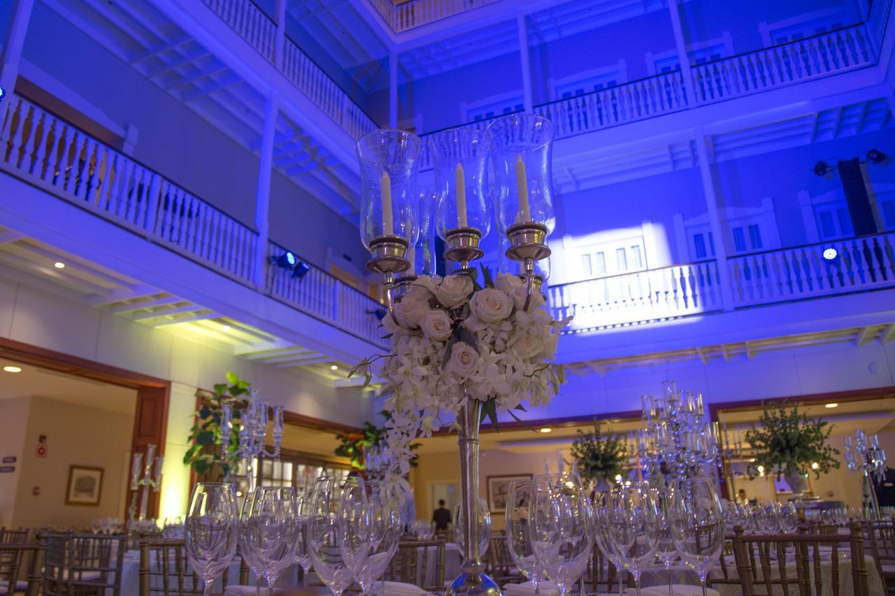 Central Hotel Panama Casco Viejo Εξωτερικό φωτογραφία The Long Room at the Guildhall